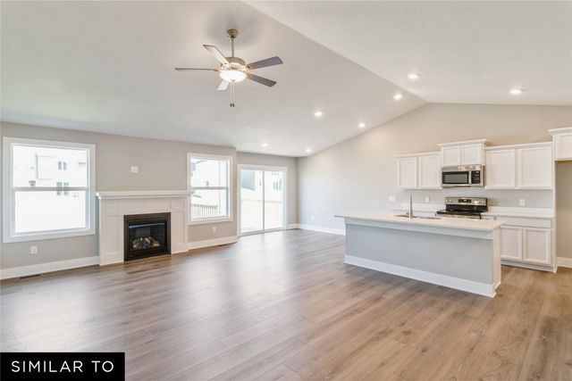 2912 6th Avenue SW, Altoona, IA 50009