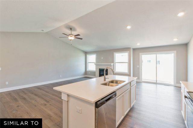2912 6th Avenue SW, Altoona, IA 50009