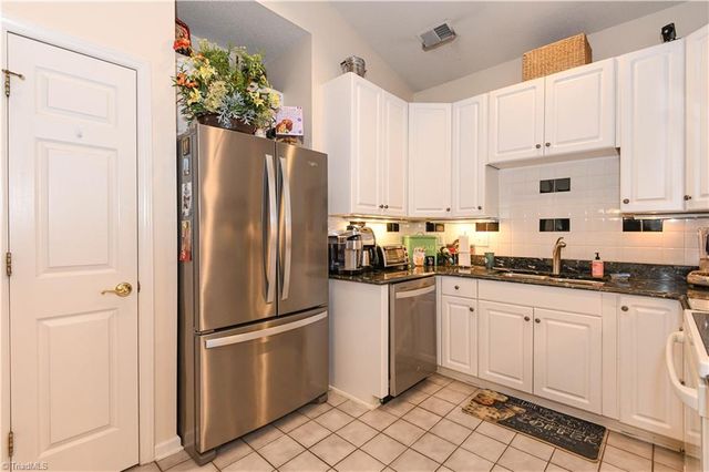24 Wheelwright Court, Greensboro, NC 27455