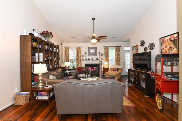 24 Wheelwright Court, Greensboro, NC 27455