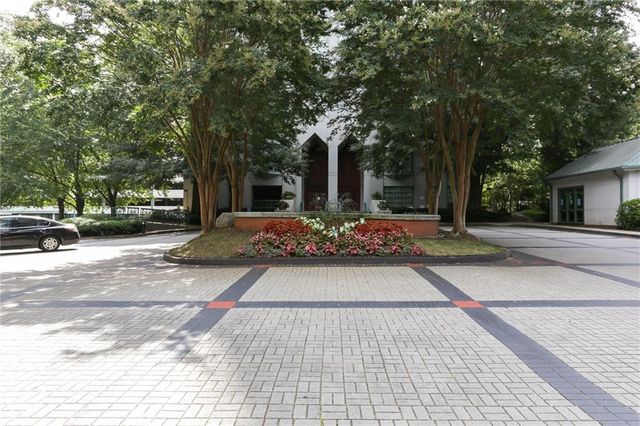 2870 Pharr Court South NW 1407, Atlanta, GA 30305