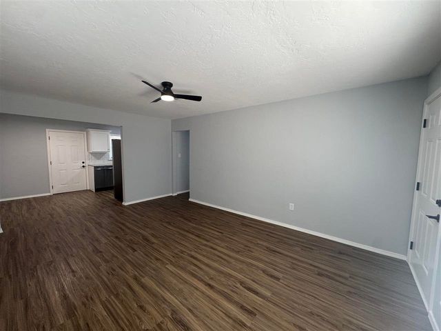 4313 NW Santa Fe Ave, Lawton, OK 73505