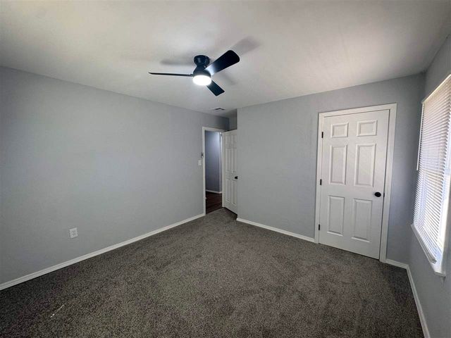 4313 NW Santa Fe Ave, Lawton, OK 73505