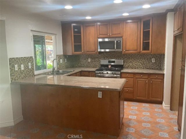 8234 Stonewood, Jurupa Valley, CA 92509