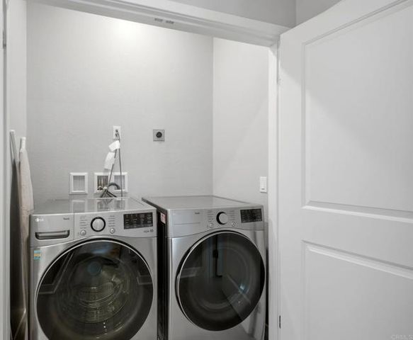 10433 Newbliss Way, San Diego, CA 92126