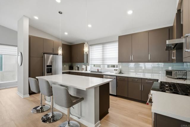 10433 Newbliss Way, San Diego, CA 92126