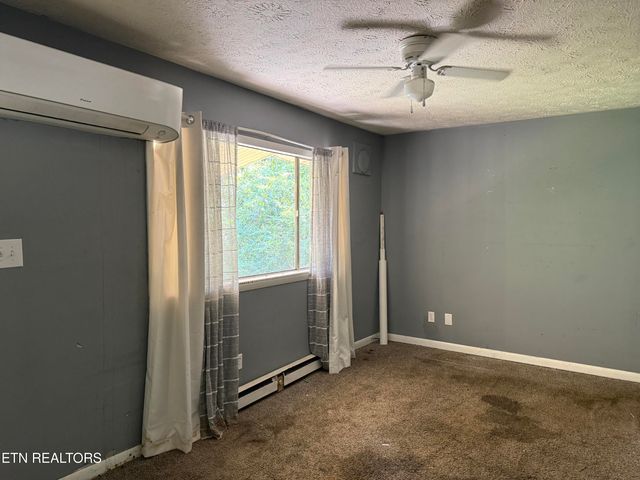 137 Scott Lane, Kingston, TN 37763