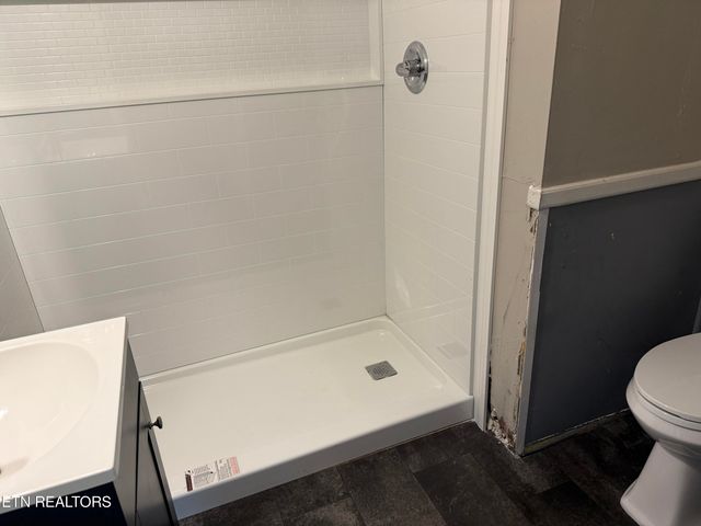 137 Scott Lane, Kingston, TN 37763