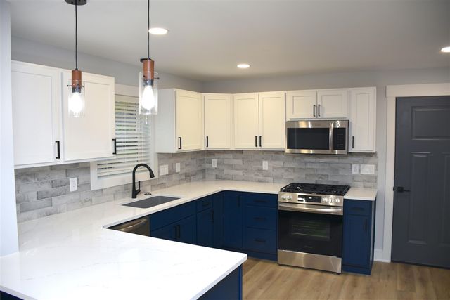 851 Kingsley Avenue, Saint Joseph, MI 49085