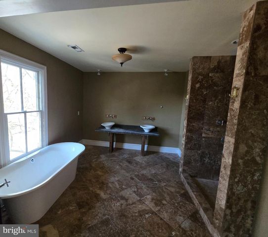 101 CHAPEL RD, Easton, MD 21601