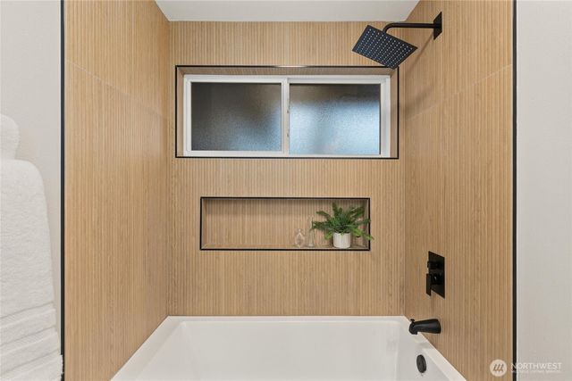 12544 SE 16th Street, Bellevue, WA 98005