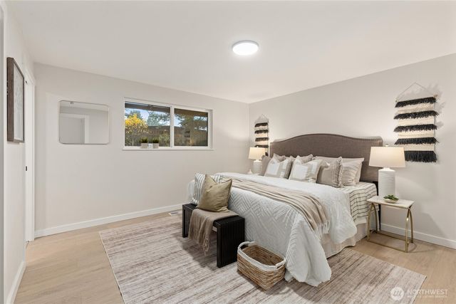 12544 SE 16th Street, Bellevue, WA 98005