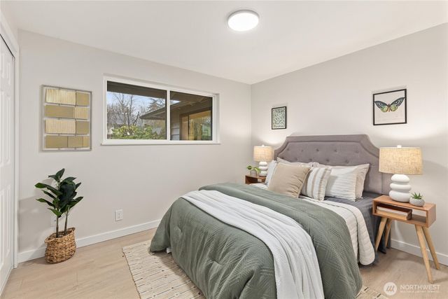 12544 SE 16th Street, Bellevue, WA 98005