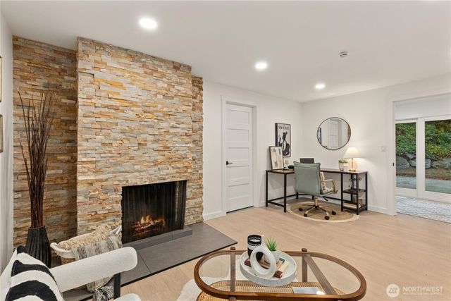 12544 SE 16th Street, Bellevue, WA 98005