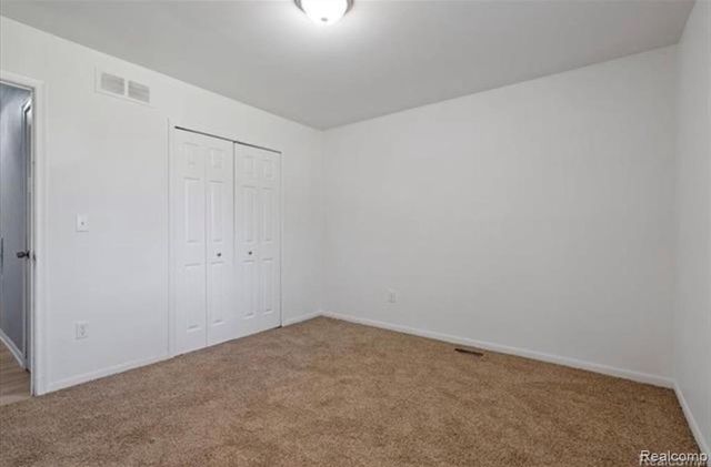 21078 Mitchelldale Avenue, Ferndale, MI 48220