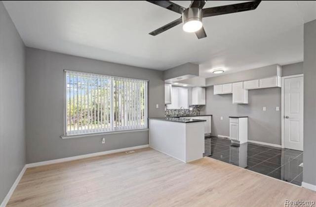 21078 Mitchelldale Avenue, Ferndale, MI 48220