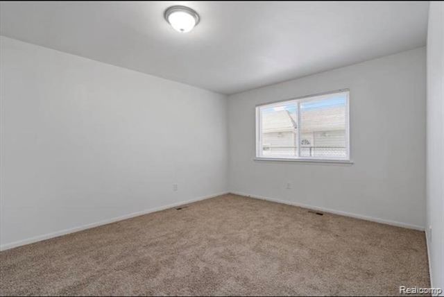 21078 Mitchelldale Avenue, Ferndale, MI 48220