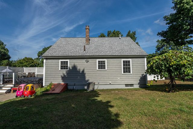 26 Saint Josephs Drive, Nashua, NH 03060