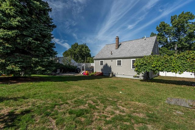 26 Saint Josephs Drive, Nashua, NH 03060
