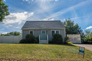 26 Saint Josephs Drive, Nashua, NH 03060
