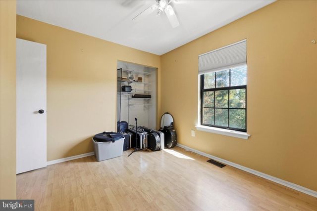 193 CROWN PRINCE DR, Marlton, NJ 08053