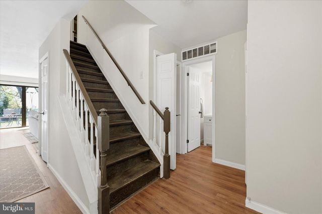 193 CROWN PRINCE DR, Marlton, NJ 08053