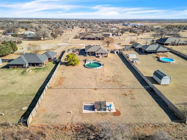 307 NW Candice Drive, Piedmont, OK 73078