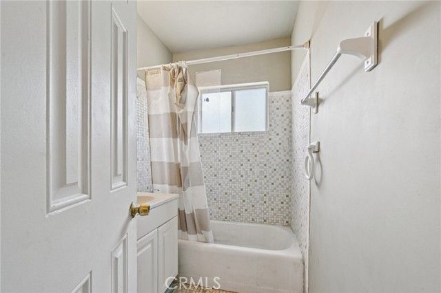 18239 Orange Way, Fontana, CA 92335