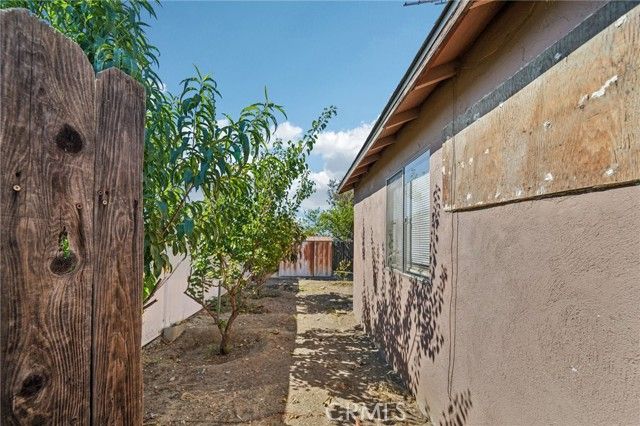 18239 Orange Way, Fontana, CA 92335