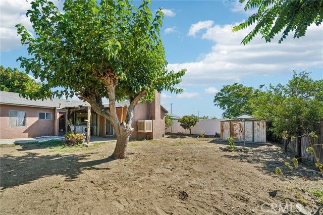 18239 Orange Way, Fontana, CA 92335