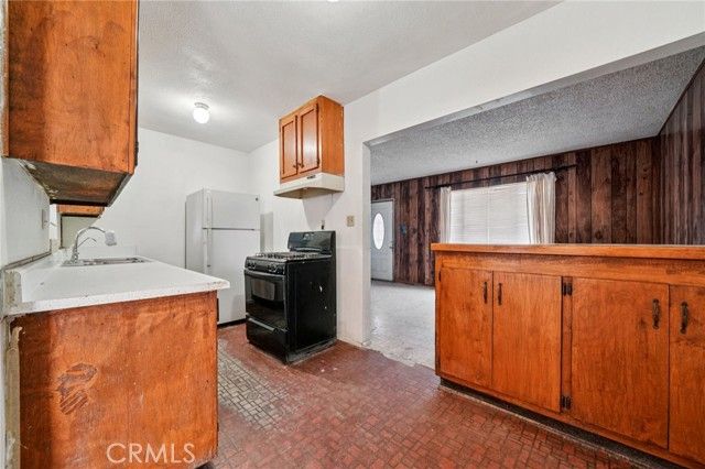 18239 Orange Way, Fontana, CA 92335