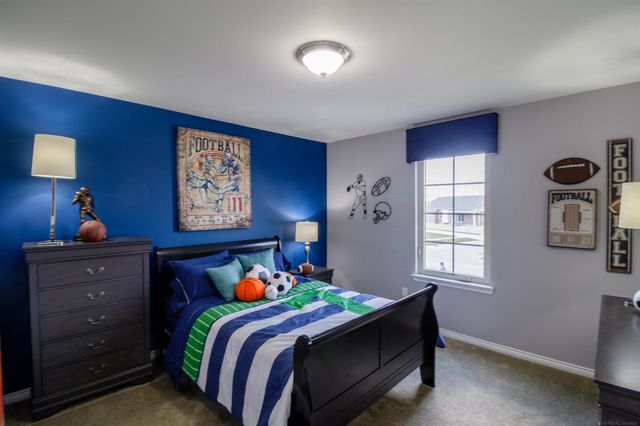 27600 Hagen Road, Chesterfield Twp, MI 48051