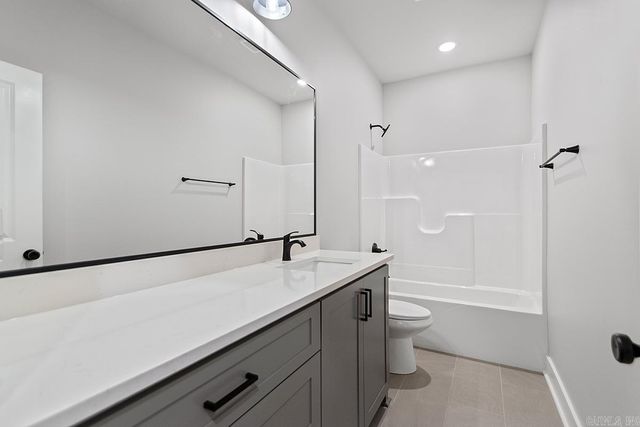 5012 Skilling Cove, Benton, AR 72019