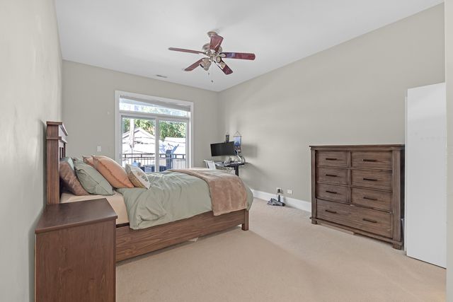1154 W Diversey Parkway 2W, Chicago, IL 60614