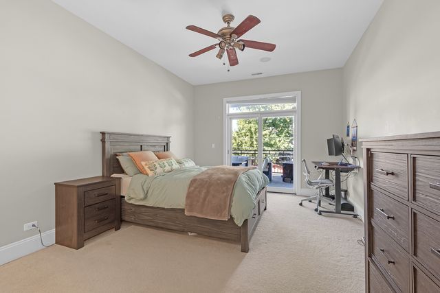 1154 W Diversey Parkway 2W, Chicago, IL 60614
