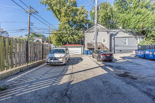 1154 W Diversey Parkway 2W, Chicago, IL 60614