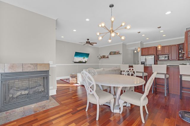 1154 W Diversey Parkway 2W, Chicago, IL 60614