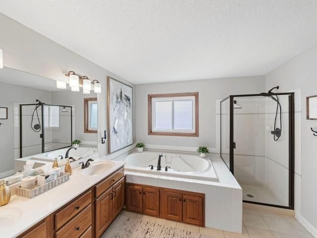 7325 Jordon Avenue S, Cottage Grove, MN 55016