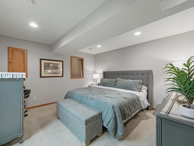 7325 Jordon Avenue S, Cottage Grove, MN 55016