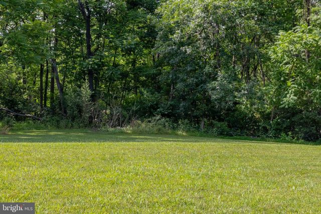 89 BASKET DR, Martinsburg, WV 25403