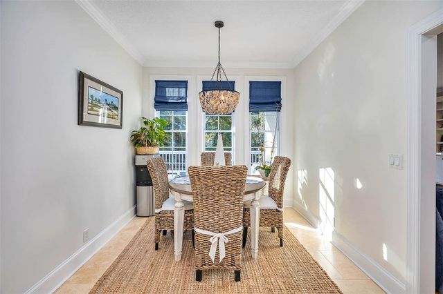 242 McIntosh Ave, St Simons Island, GA 31522