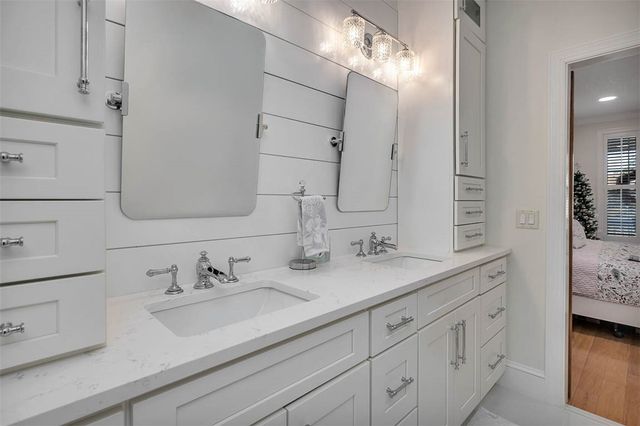 242 McIntosh Ave, St Simons Island, GA 31522