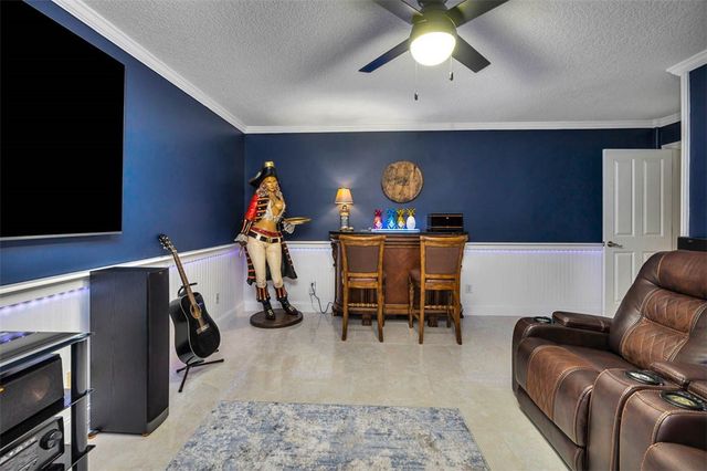 242 McIntosh Ave, St Simons Island, GA 31522