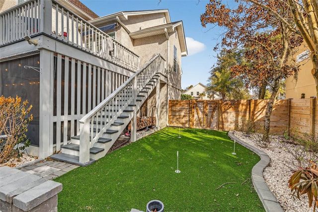 242 McIntosh Ave, St Simons Island, GA 31522