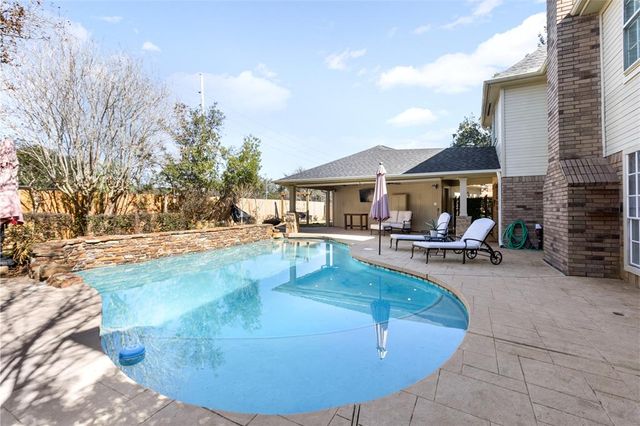 47 Sterling Street, Sugar Land, TX 77479
