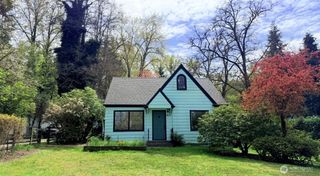 7637 NE 165th Street, Kenmore, WA 98028