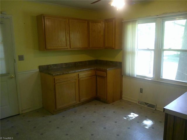 118 Wrenn Drive, Lexington, NC 27292