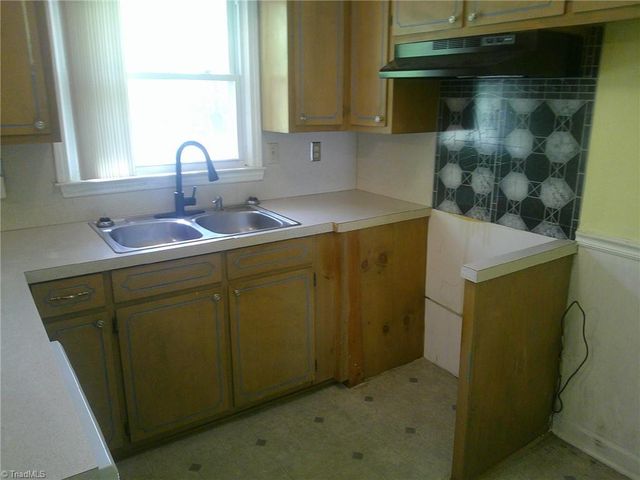 118 Wrenn Drive, Lexington, NC 27292