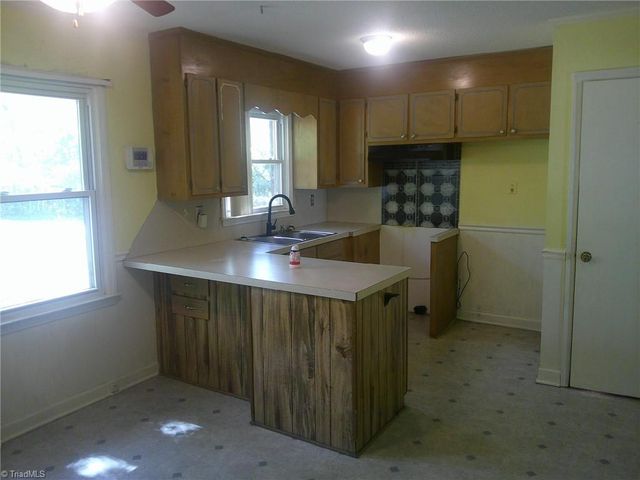 118 Wrenn Drive, Lexington, NC 27292