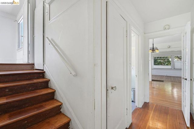 1045 Stanford Ave 2, Oakland, CA 94608